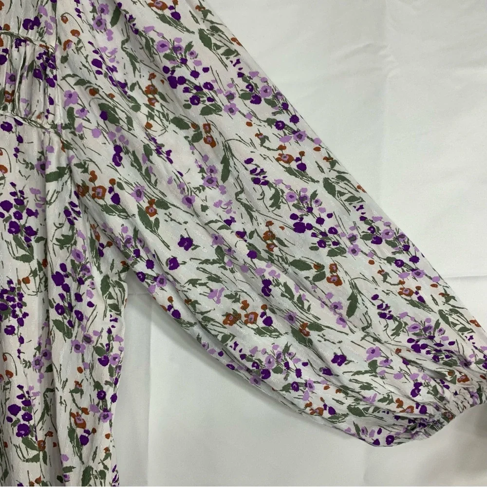 Caslon Floral Bell Sleeve V Neck Blouse, size XXL - Picture 6 of 9